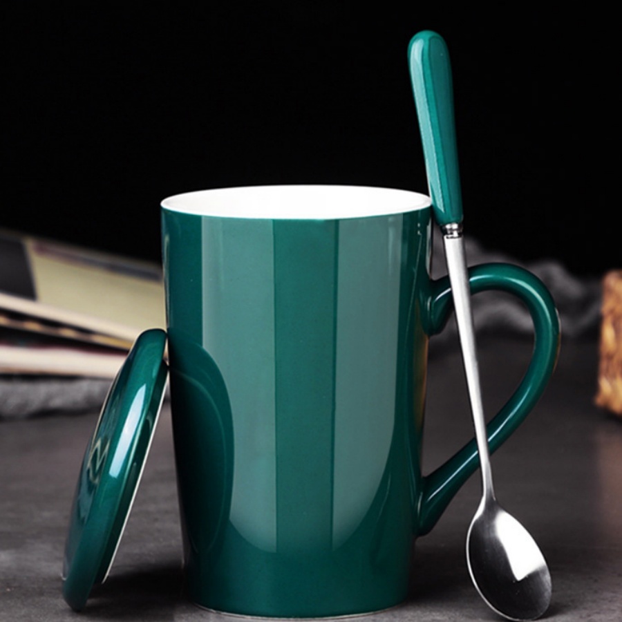 Ceramic Mug with Lid and Spoon Packed in Giftbox